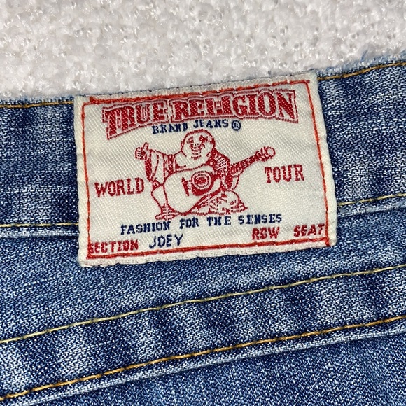 True Religion “Joey” Light Wash Raw Hem Shorts Size 26 💙 LIKE NEW! 💙 - Picture 12 of 15